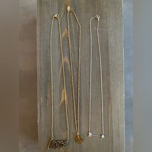 Set of 3 Dainty Necklaces Pendant Necklaces Love, Tree Of Life, Arrow Necklace